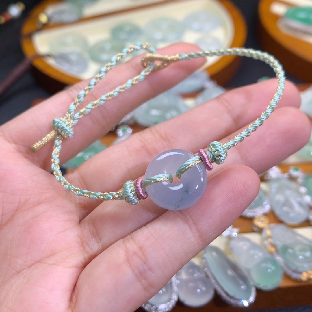 翡翠颈饰未镶嵌甜甜圈