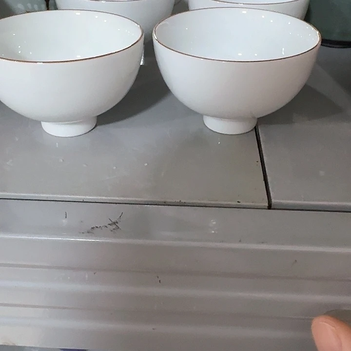 骨瓷杯知道，瓷。品茗