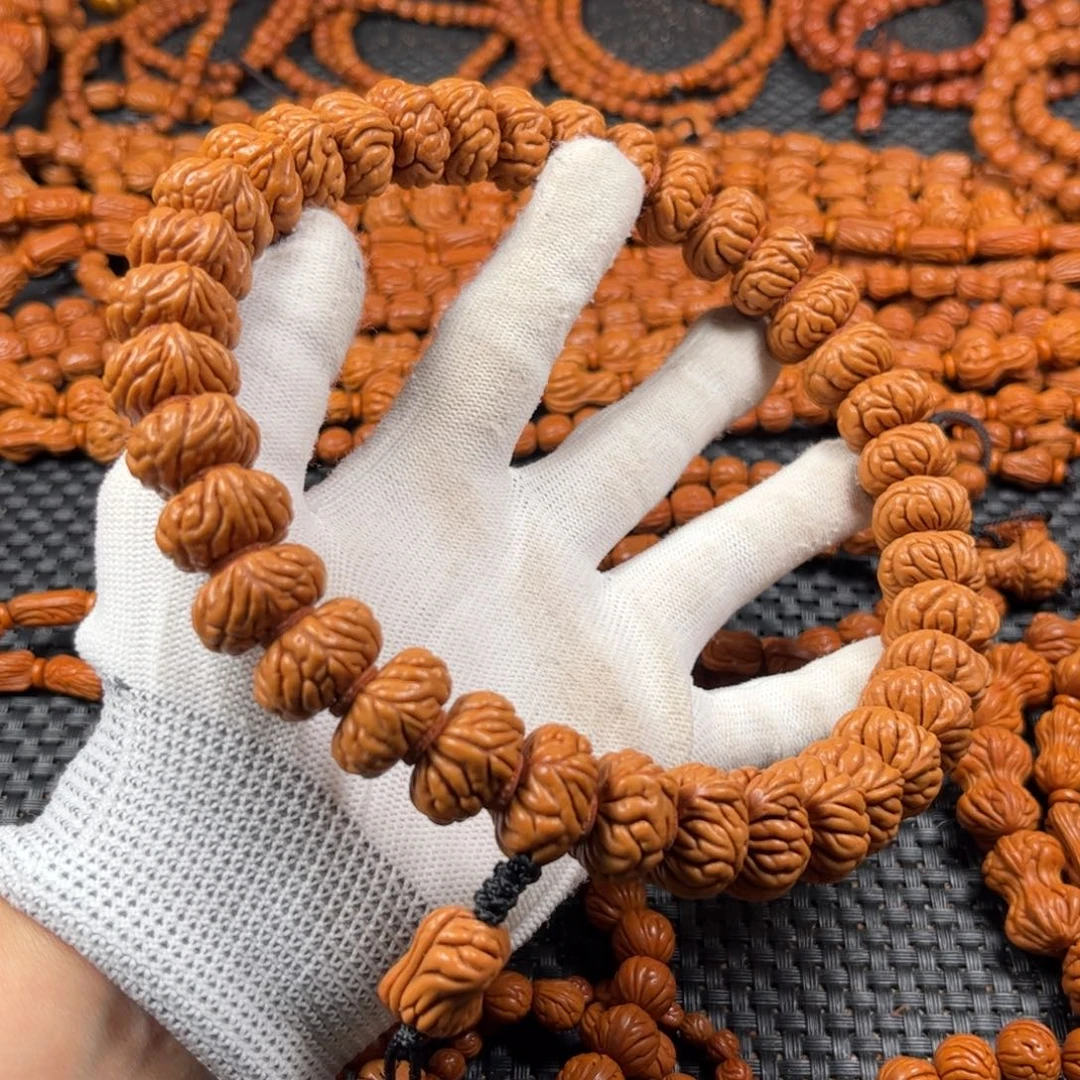 用***6桃核手串W1号链接手持