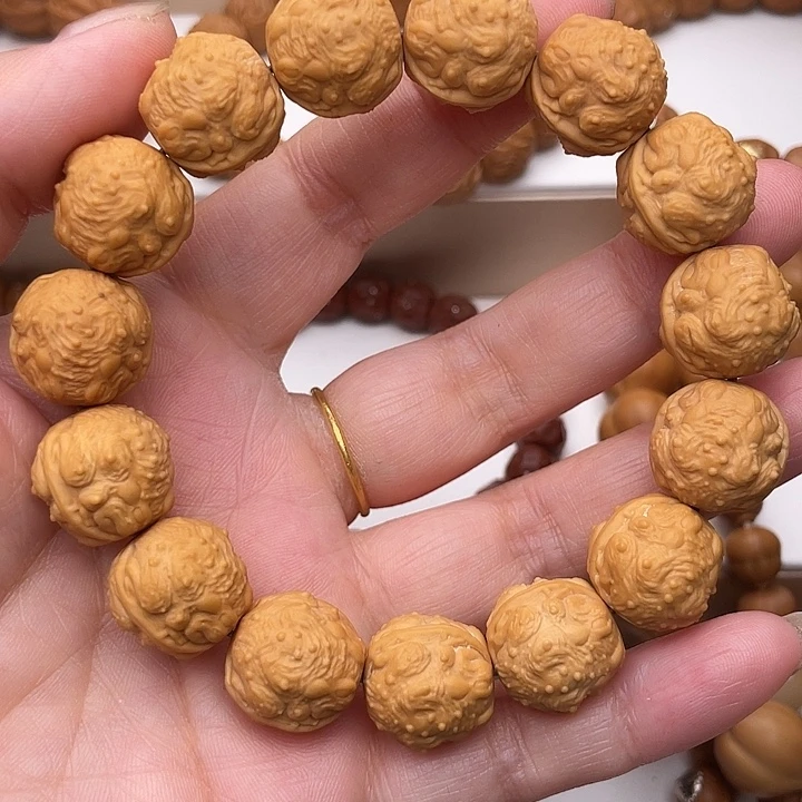 微瑕麒麟蟾王15+mm左右