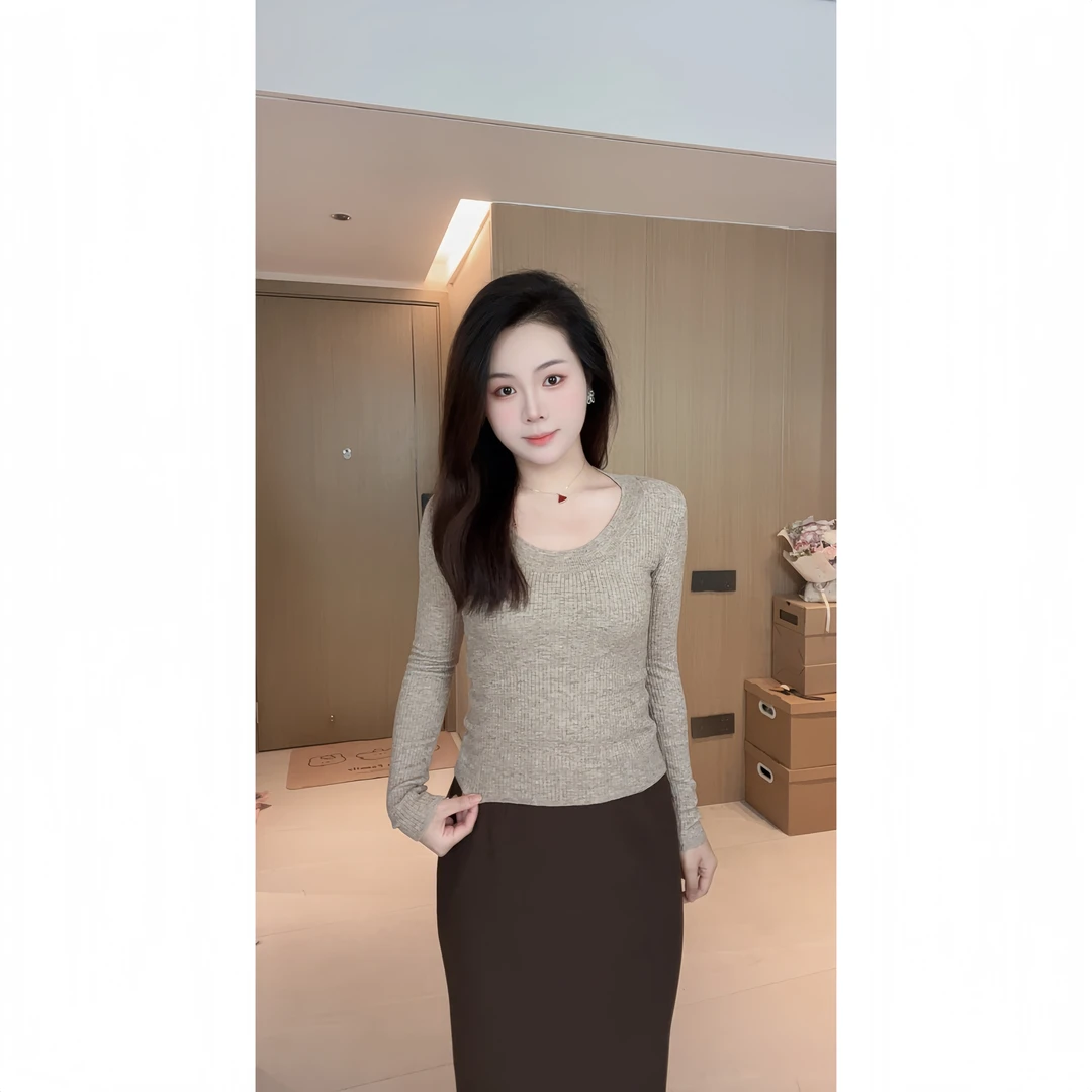 2025秋冬U领长袖针织打底衫收腰修身显瘦内搭毛衣上衣+半裙套装