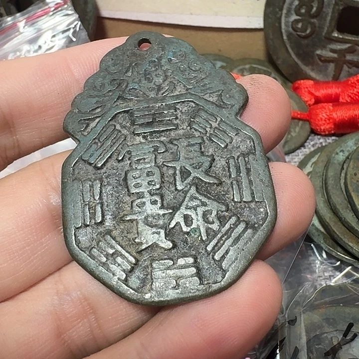 萌***莓铜现代工艺品花钱