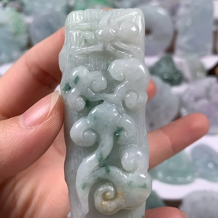 颈饰未镶嵌翡翠枯木逢春知足常乐如意福利