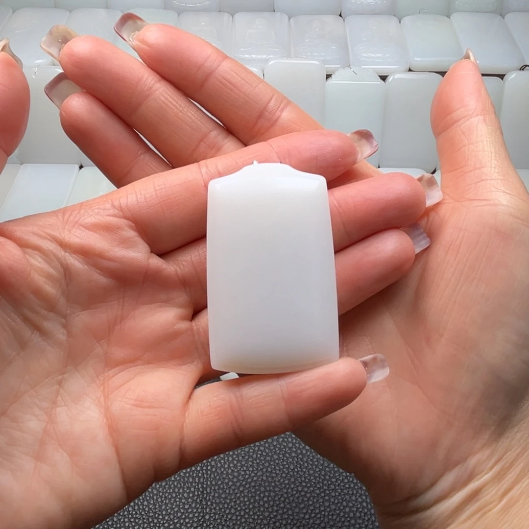 和田玉未镶嵌吊坠(不含链)54g