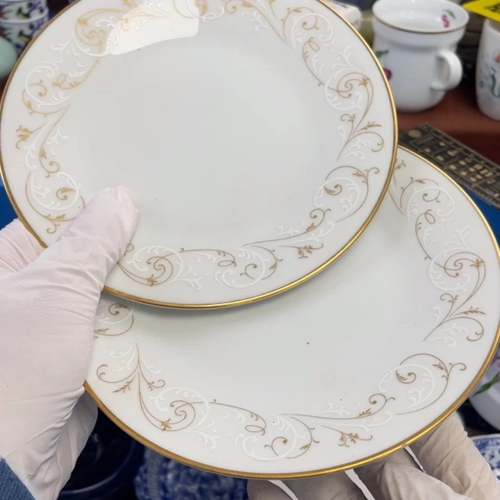他家瓷器真美…开播了