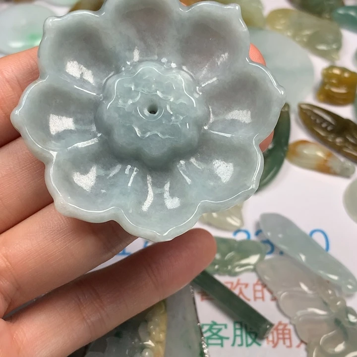****丫颈饰未镶嵌翡翠翡翠