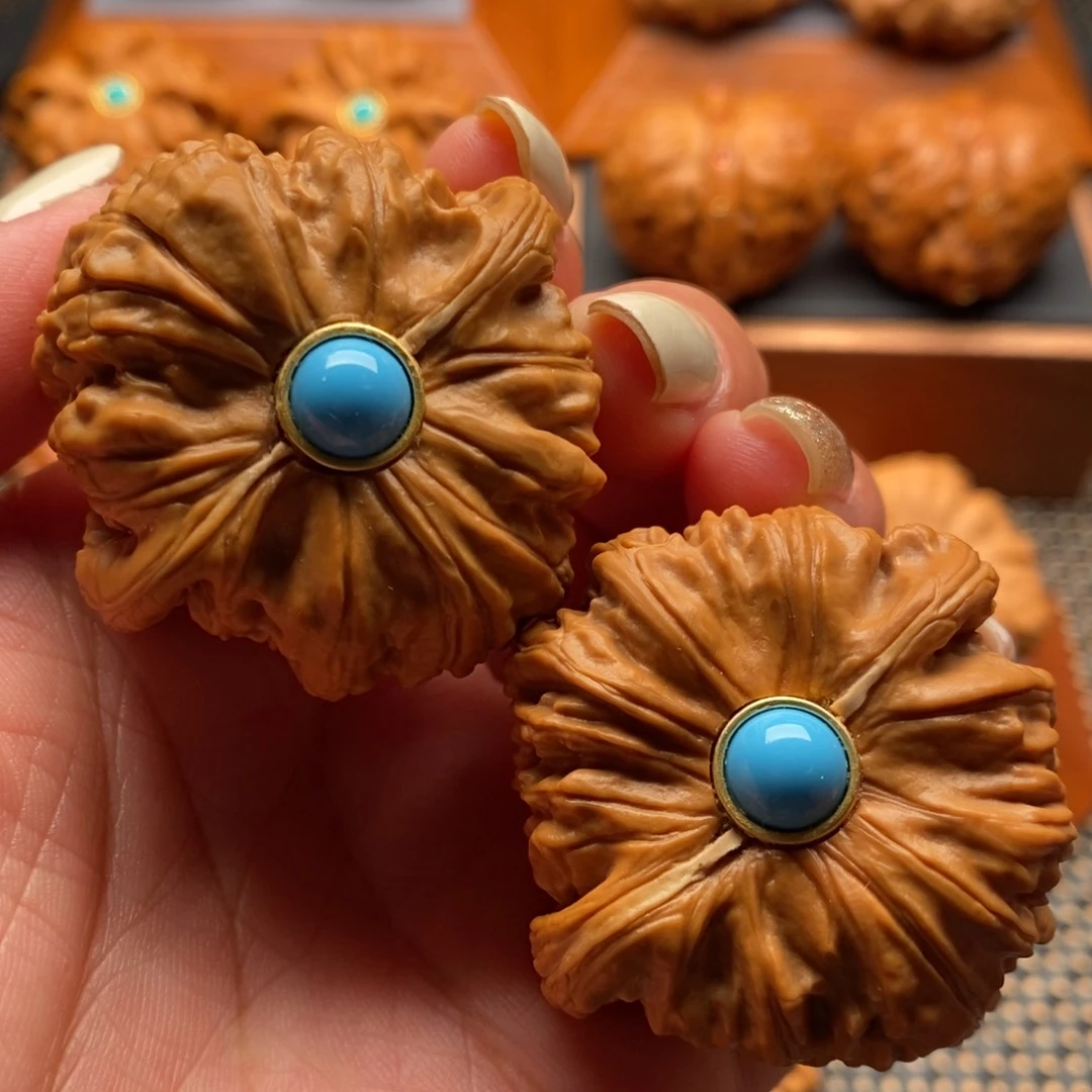 文玩核桃把件43尺寸白狮子