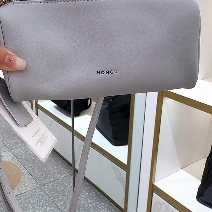 休闲时尚斜挎包包