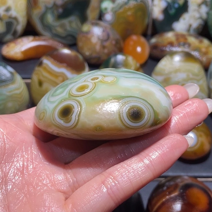 【闪购商品】未镶嵌玛瑙/玉髓珠宝奇石x x