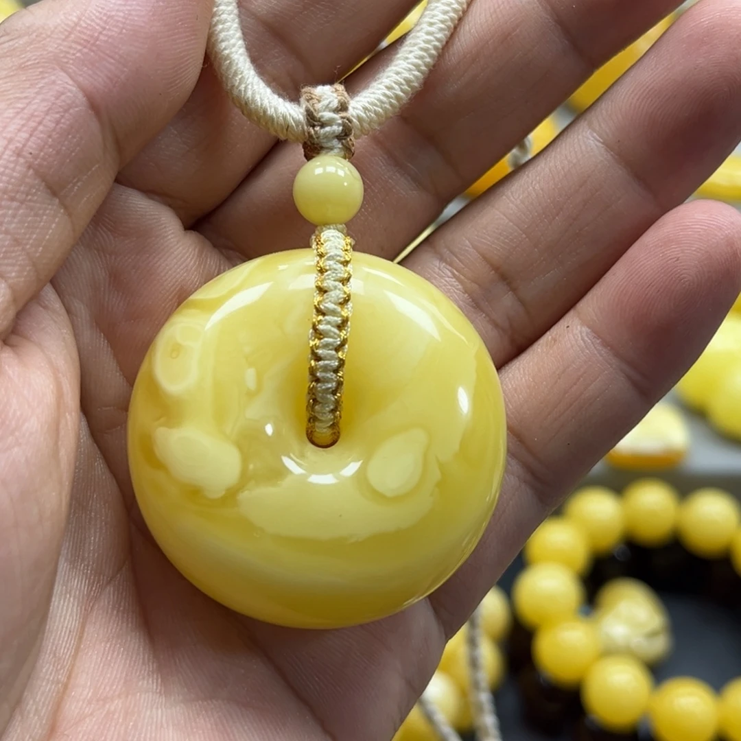 蜜蜡未镶嵌珠宝奇石