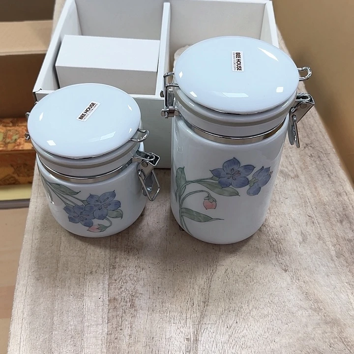 瓷片噗哈哈哈哈哈哈哈哈哈我