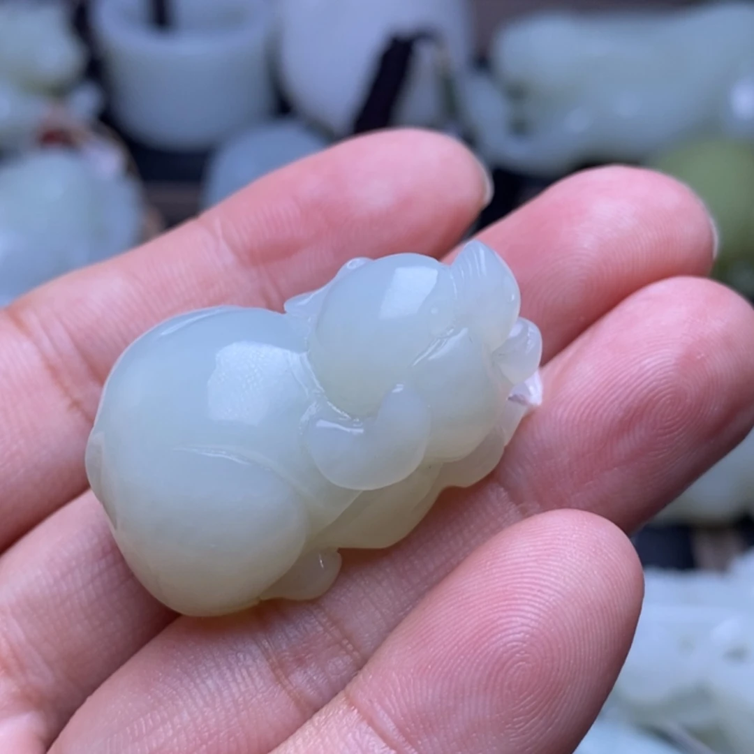 【闪购商品】颈饰未镶嵌和田玉
