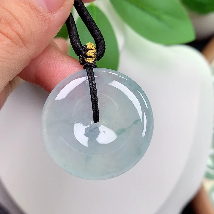 翡翠未镶嵌颈饰平安扣 30.7x5.8mm