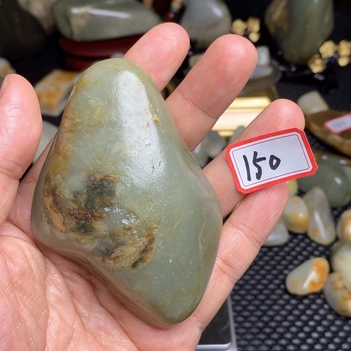 未镶嵌和田玉把件150