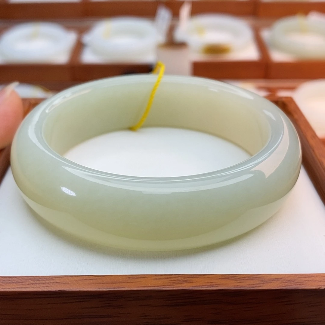 未镶嵌手链和田玉（白玉）