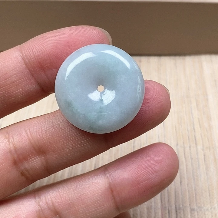 翡翠未镶嵌颈饰111111111111