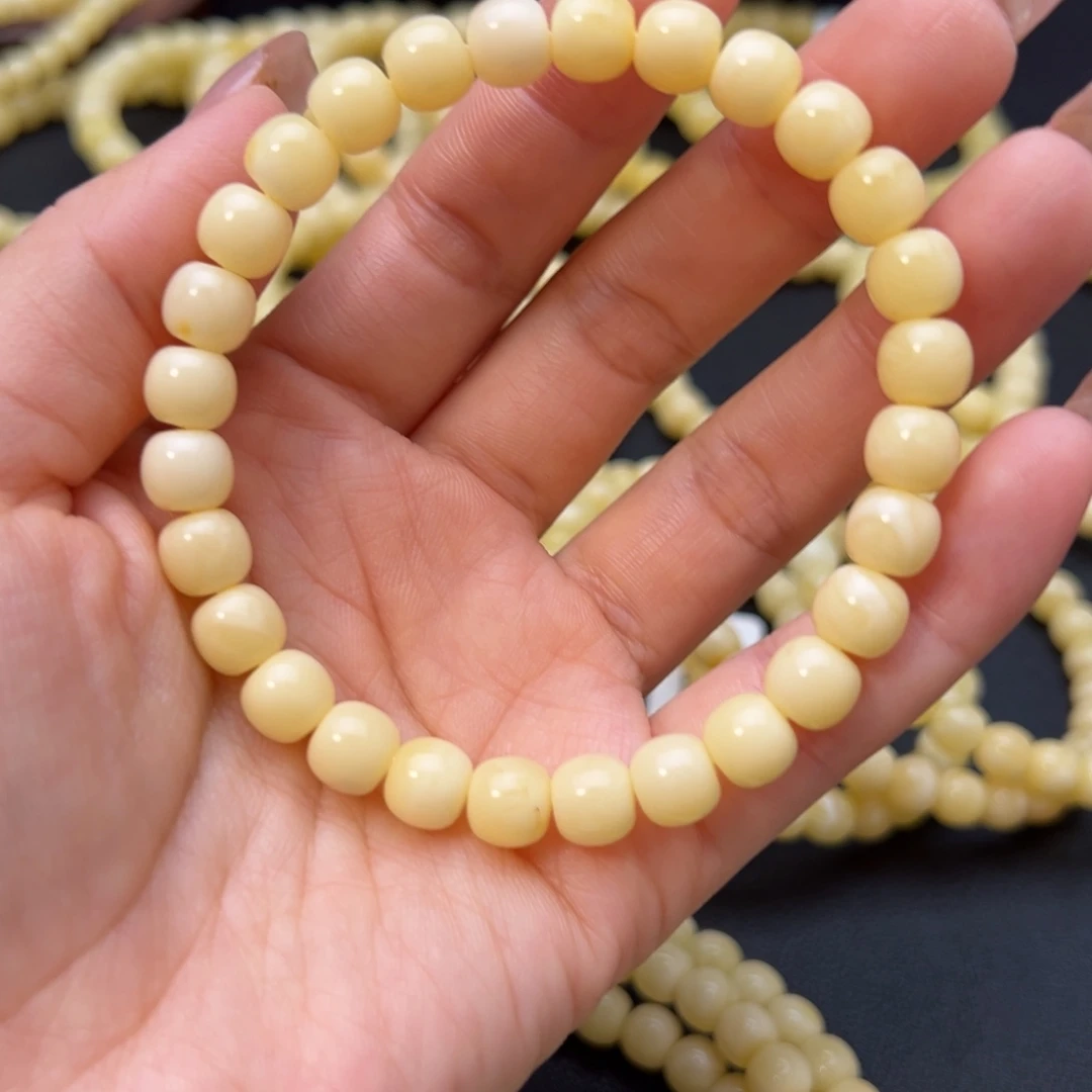 蜜蜡未镶嵌手链7.7