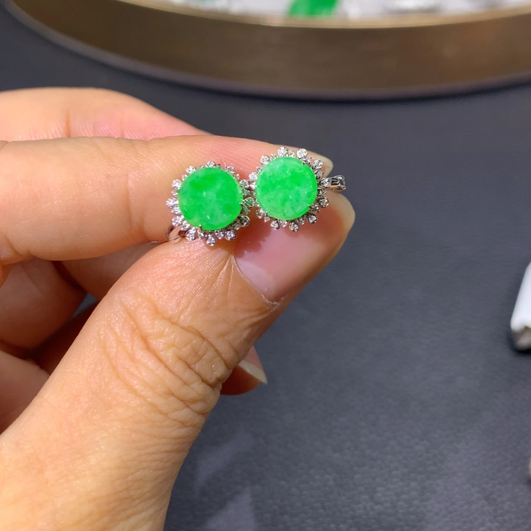 翡翠耳饰18K金镶嵌翡翠