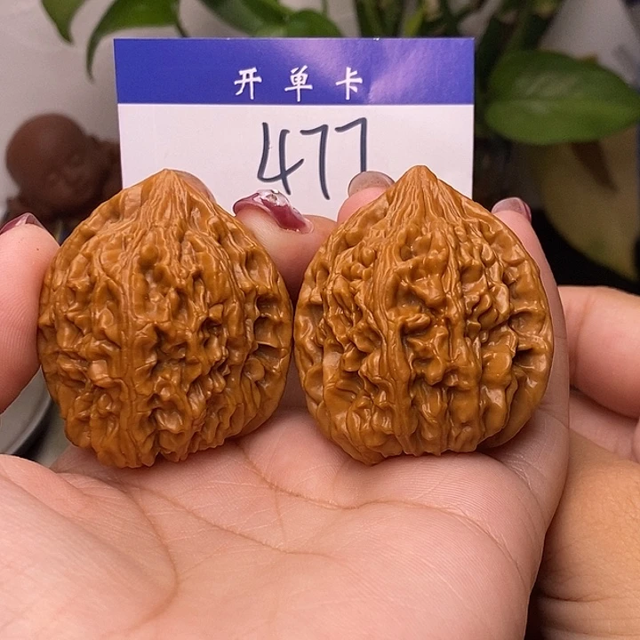 往***1吊坠桃核老树鸡心41无刀痕s