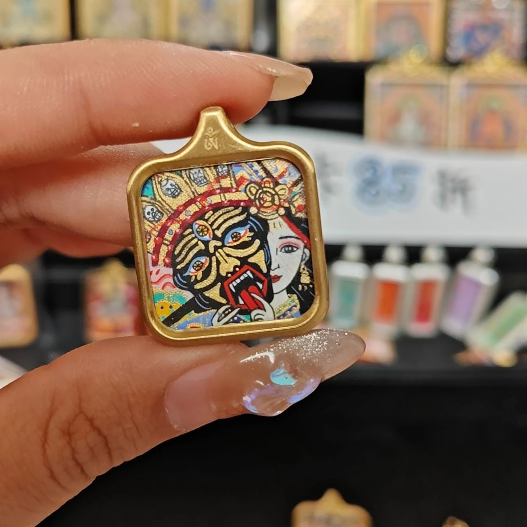 吊坠中***丹纯手绘扎基拉姆前世今生唐卡