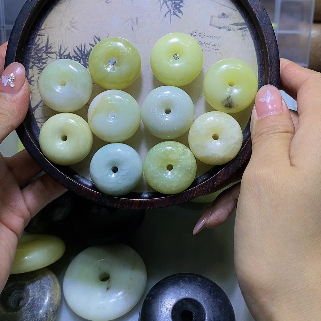 蛇纹石玉未镶嵌其他247