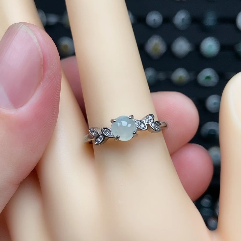 【闪购商品】银S925镶嵌戒指翡翠