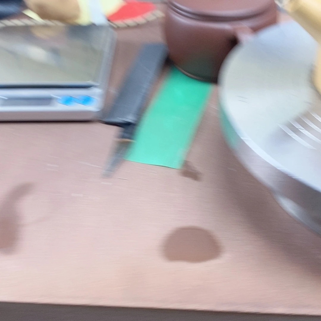 茶壶紫砂土**山汉瓦260毫升黄金段