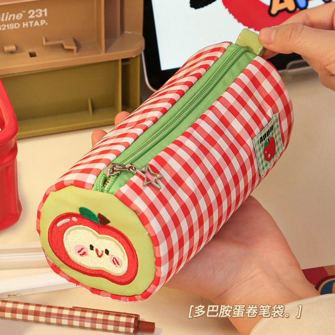 可爱苹果蛋卷铅笔袋学生开学好物大容量儿童女高颜值腊肠狗文具袋