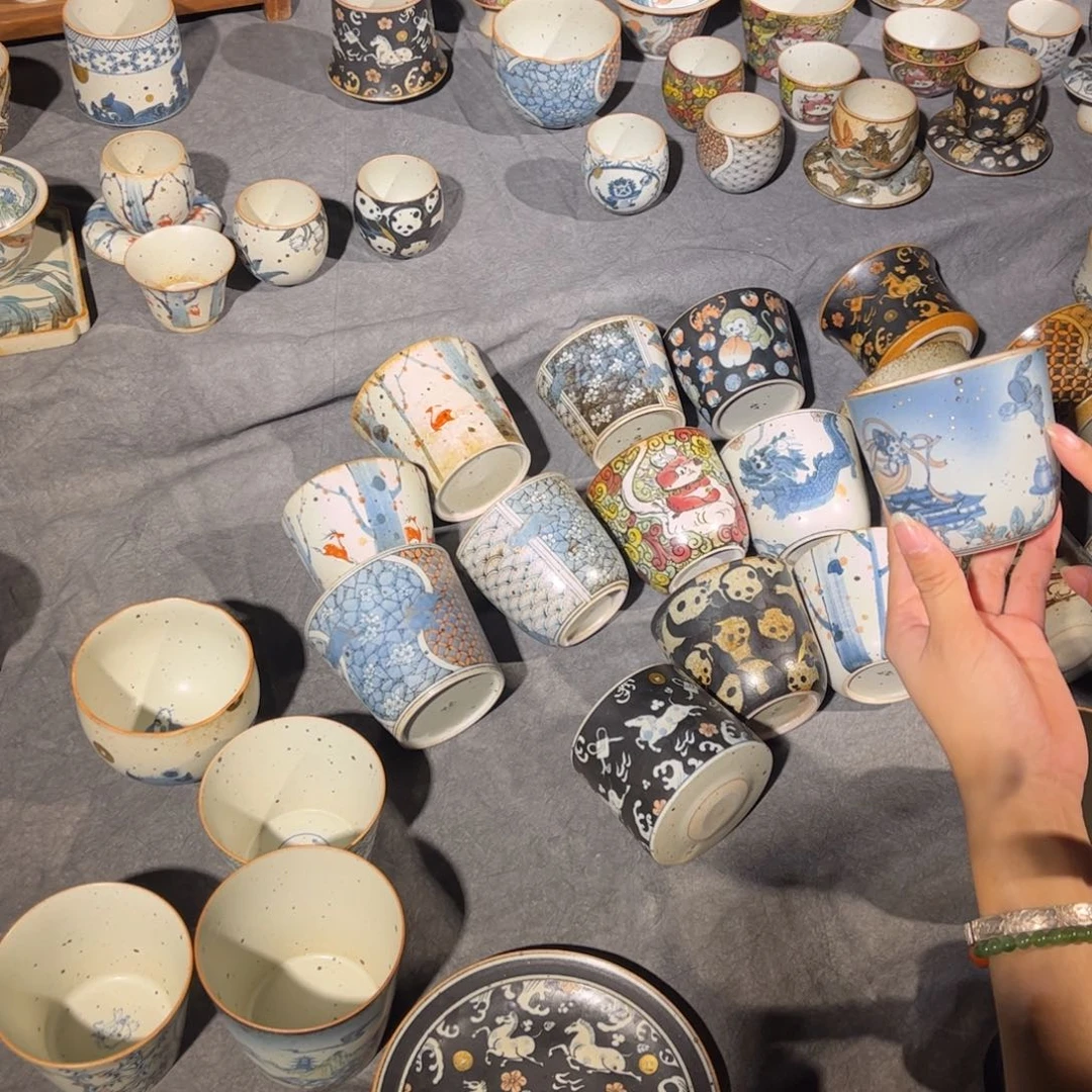 瓷片8810一起逛集市啦