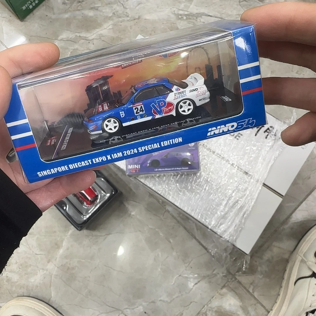 寄卖全新新加坡限定32包邮，无售后不包瑕疵