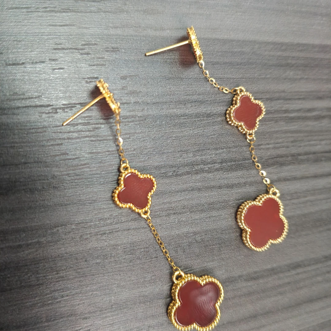 18k金k黄红玛瑙四叶草三花耳钉