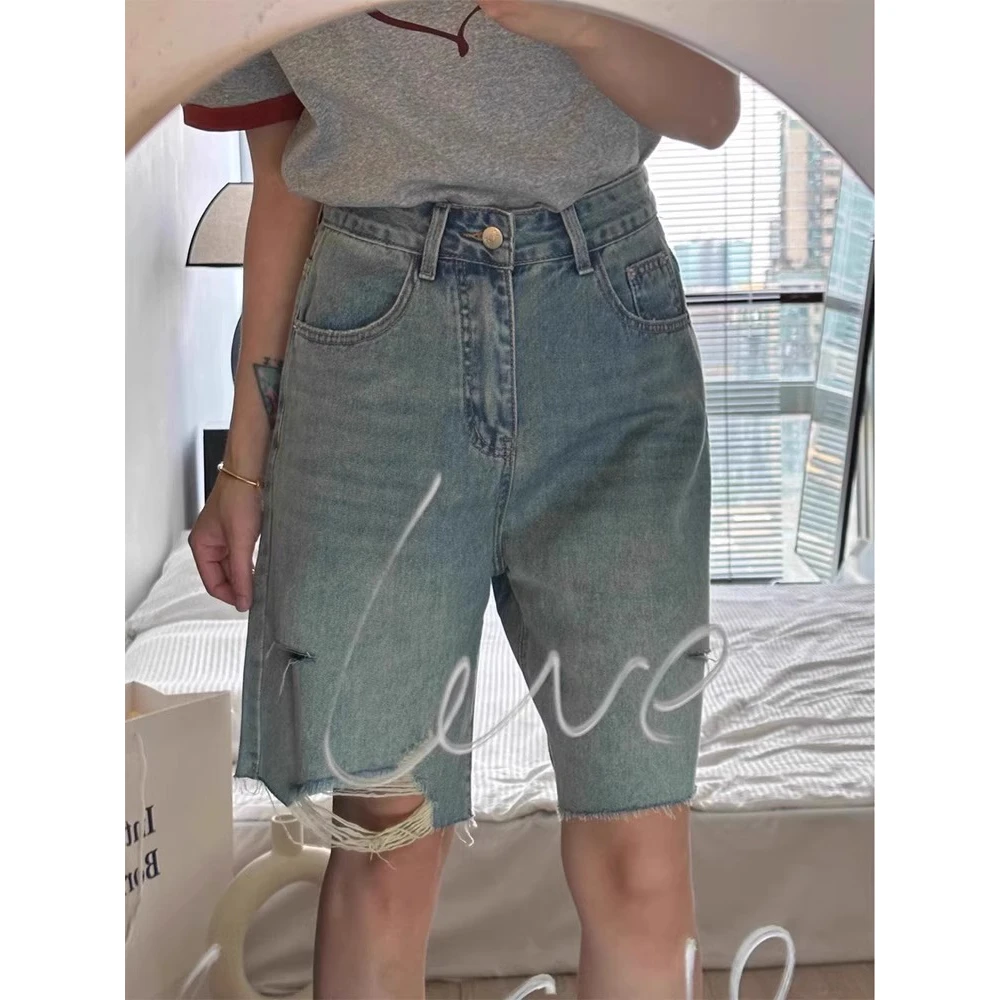 蓝色破洞直筒牛仔短裤女夏季新款高腰宽松显瘦设计感毛边五分裤子