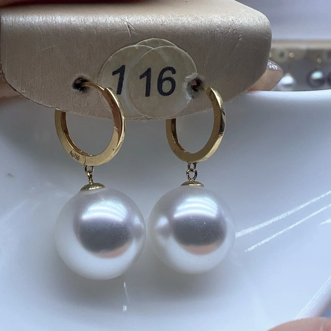 18K金镶嵌淡水珍珠耳饰