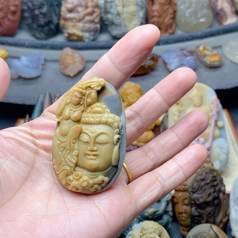 【闪购商品】定制石英质玉吊坠未镶嵌