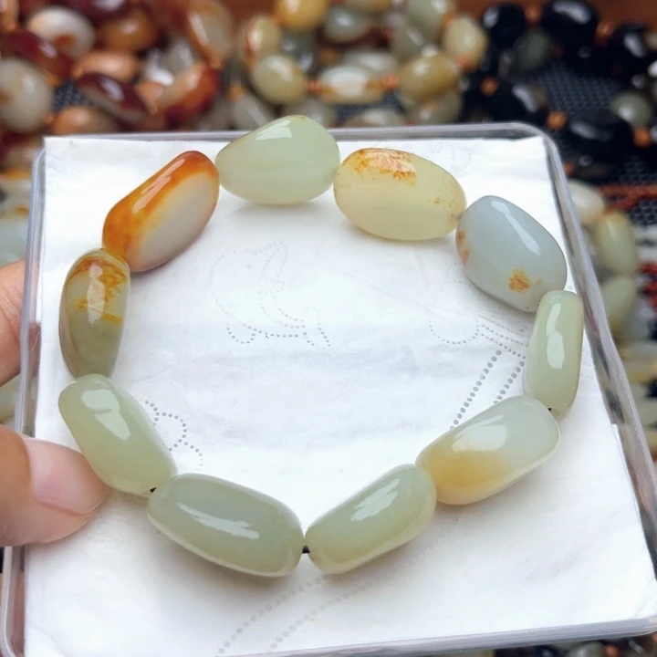 和田玉未镶嵌手链