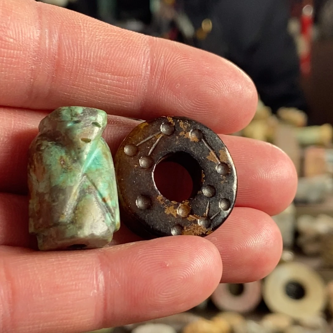 和田玉挂件未镶嵌淡*哥