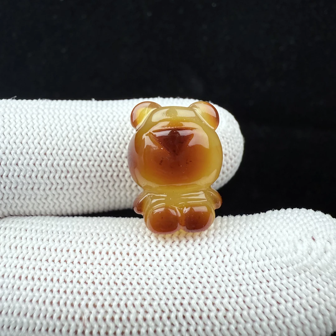 M2009天然原矿俄料蜜蜡小熊13.7*18*11mm支持复检假一罚十