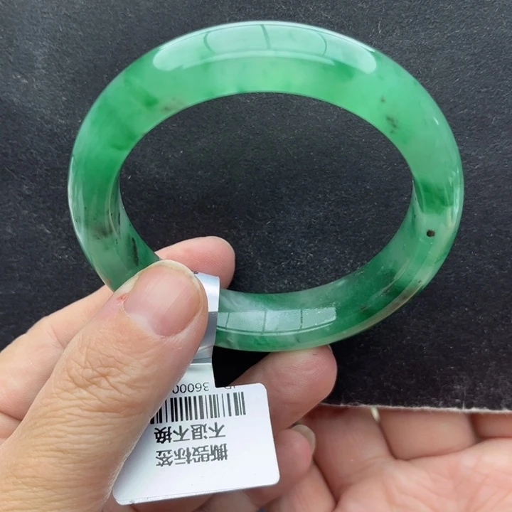 石英质玉未镶嵌手镯53/54