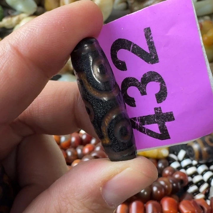 d***k玛瑙/玉髓未镶嵌颈饰