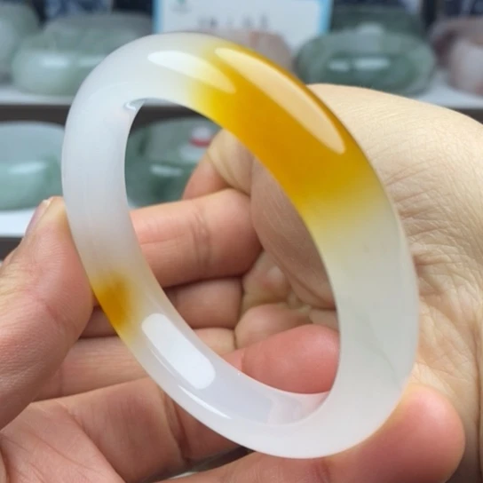 石英质玉（金丝玉）未镶嵌手镯