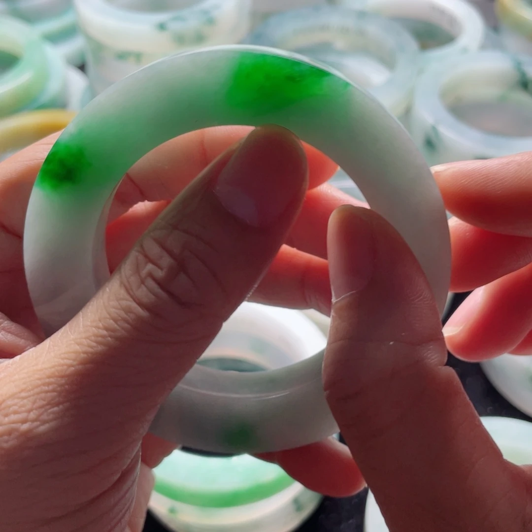 M***鲤定制翡翠A货未镶嵌