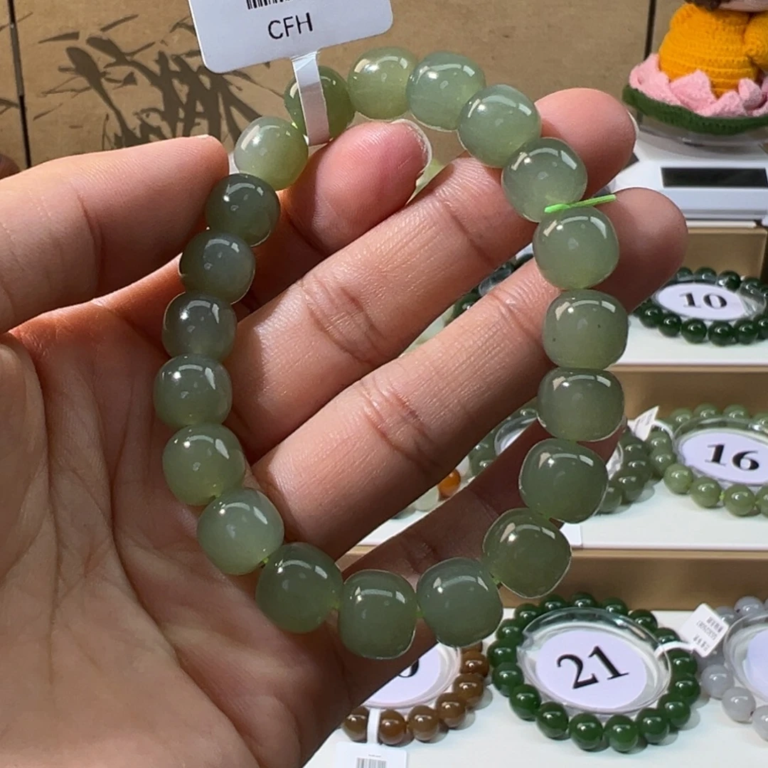 和田玉未镶嵌手串