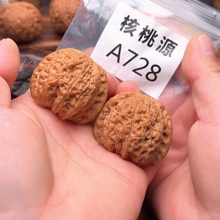 把件文玩核桃血麒麟40+
