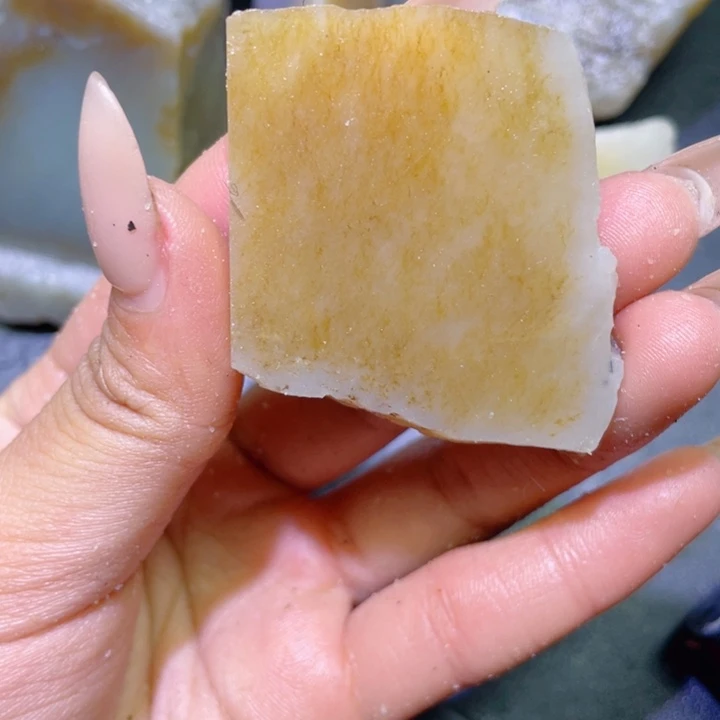 和田玉未镶嵌珠宝半成品