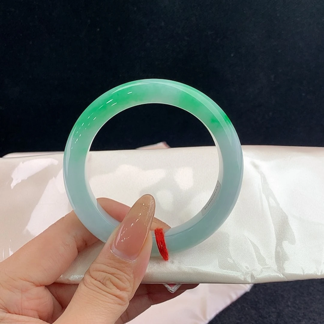 【闪购商品】未镶嵌手镯翡翠正56.6