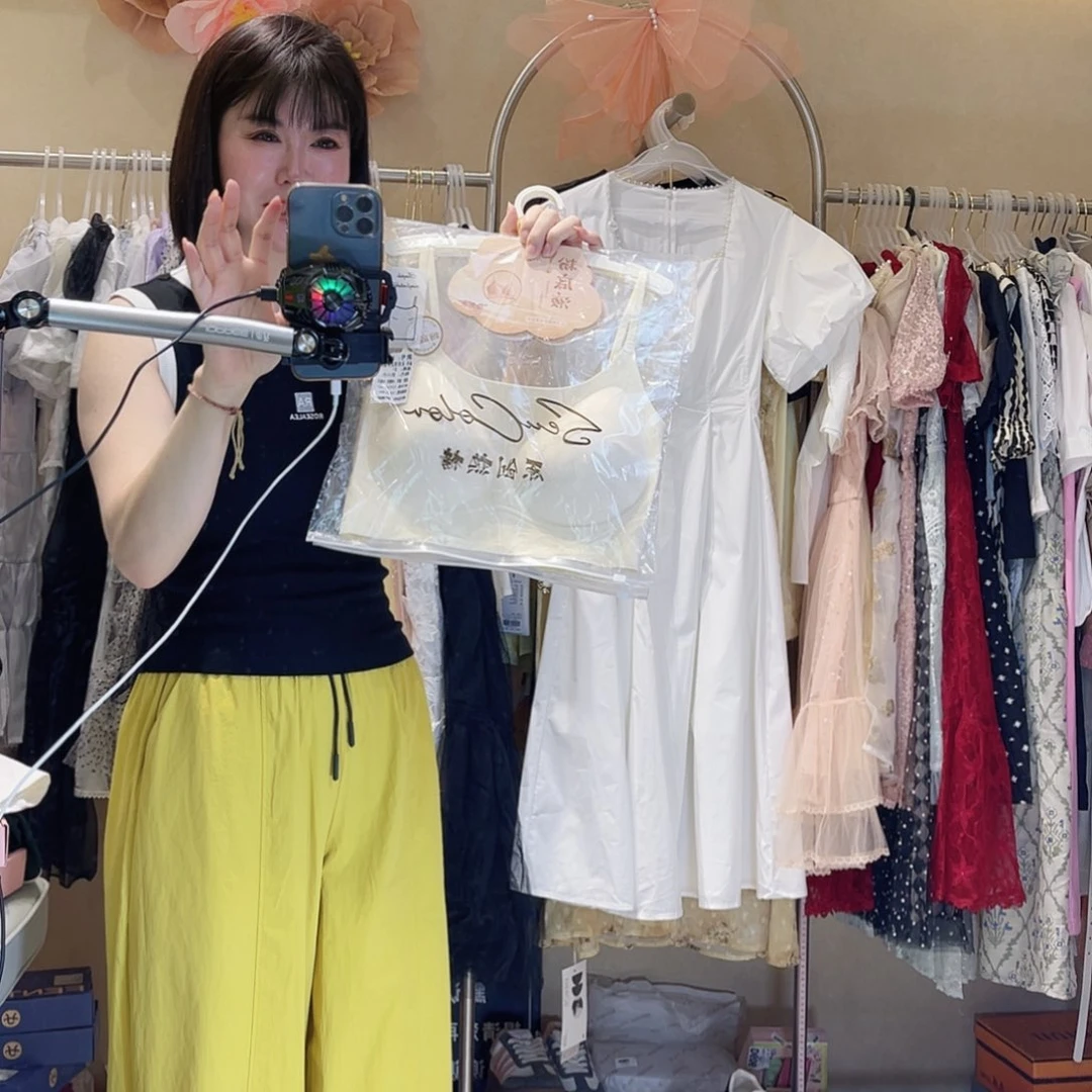 锦纶无痕固定杯简约版内衣