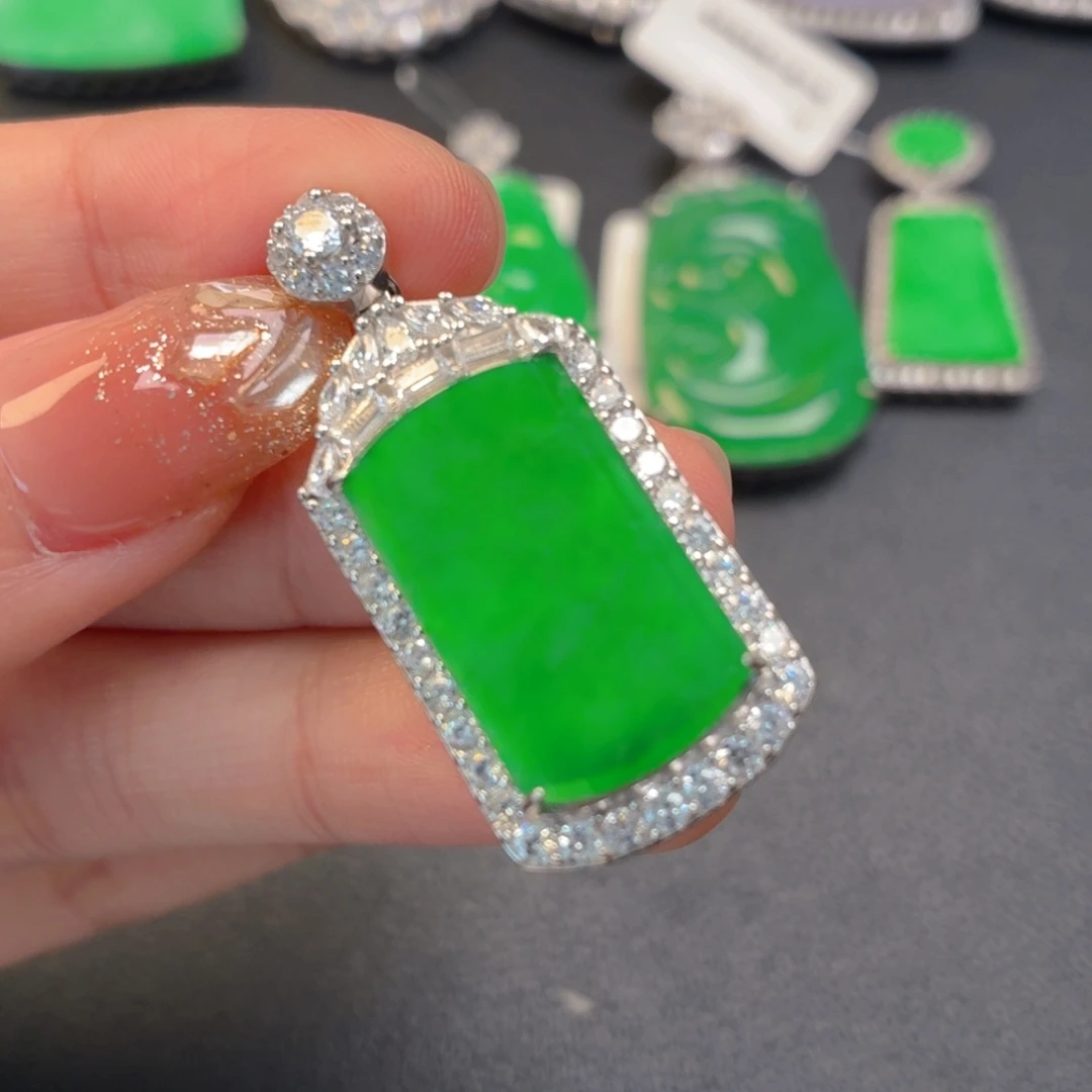 翡翠银S925镶嵌颈饰