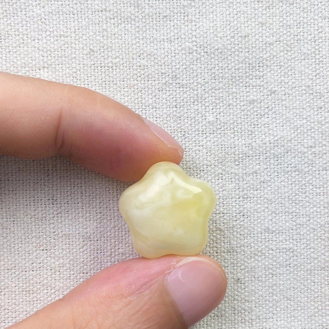 琥珀未镶嵌裸石星星
