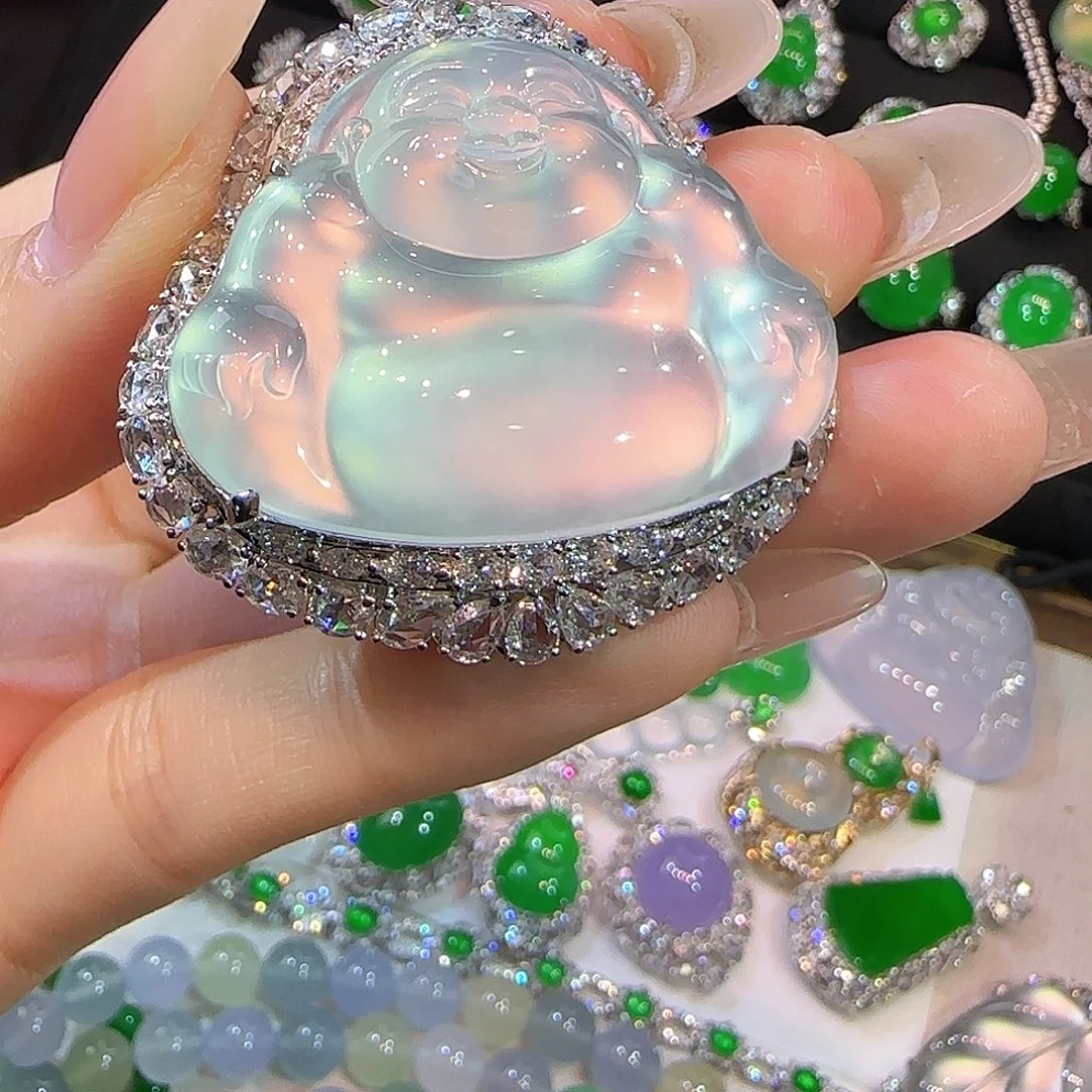 翡翠18K金镶嵌戒指