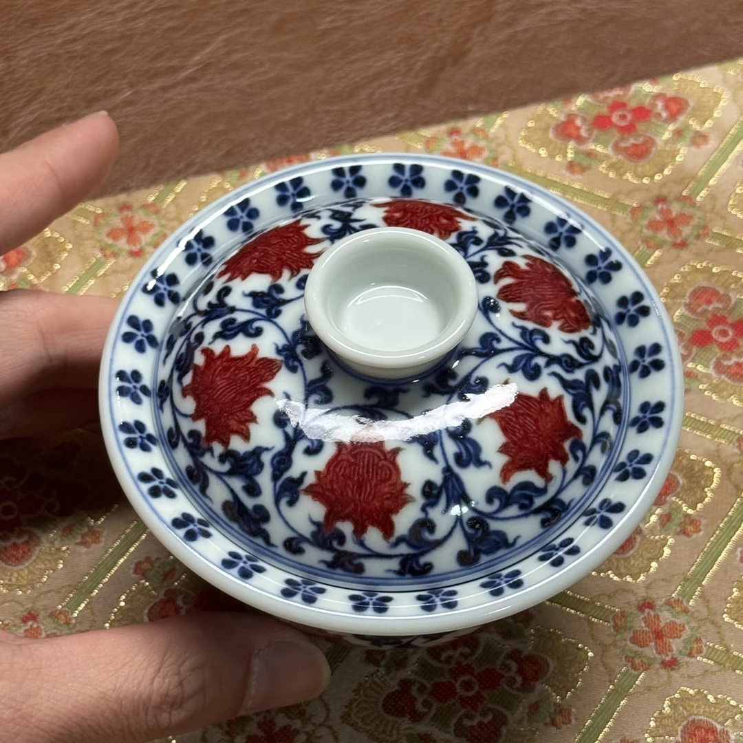 屹朴堂内外满绘花心盖碗